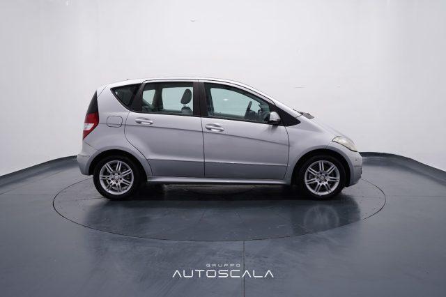 MERCEDES-BENZ A 180 CDI Automatic Premium