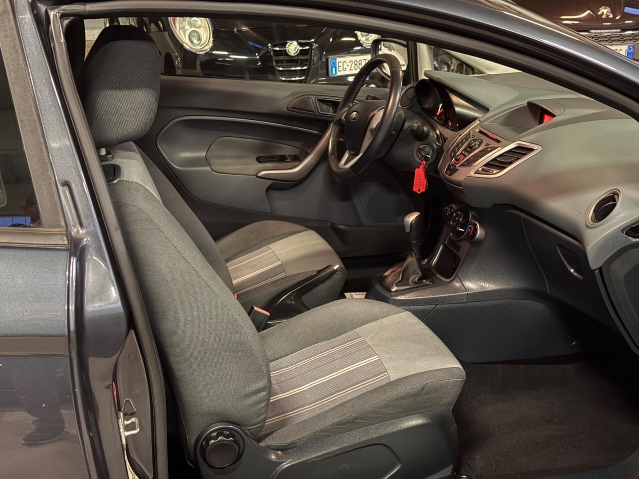 Ford Fiesta 1.2 82CV 3 porte Titanium UNICO PROPRIETARIO