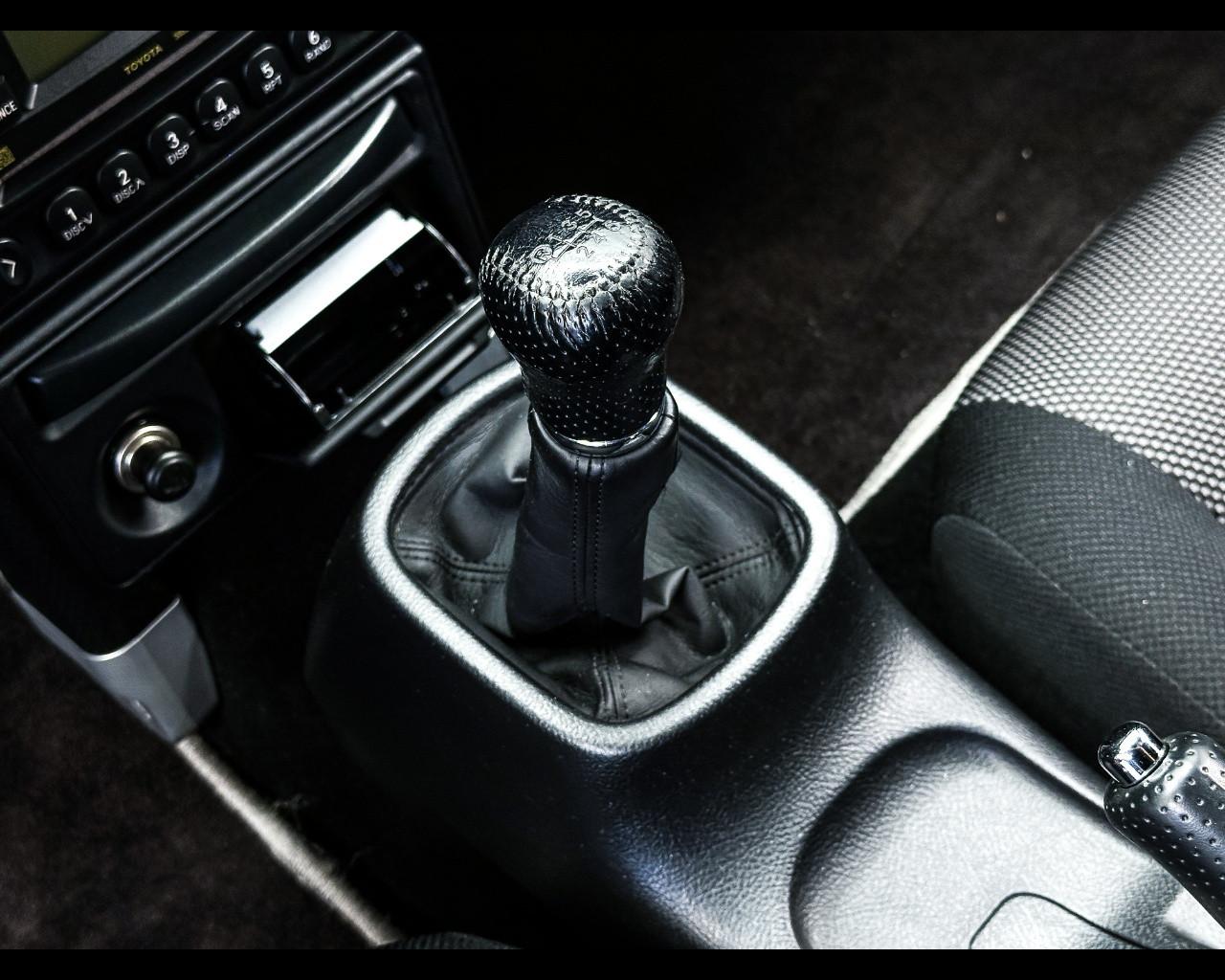 TOYOTA MR2 (99-06) - MR2 1.8i 16V