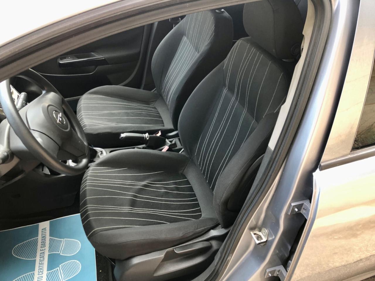 Opel Corsa 1.2 5 porte Club 80CV-2008
