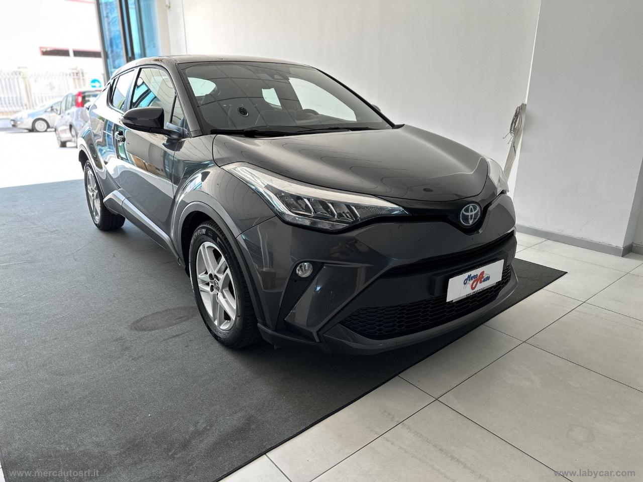 TOYOTA C-HR 1.8 Hybrid E-CVT Active