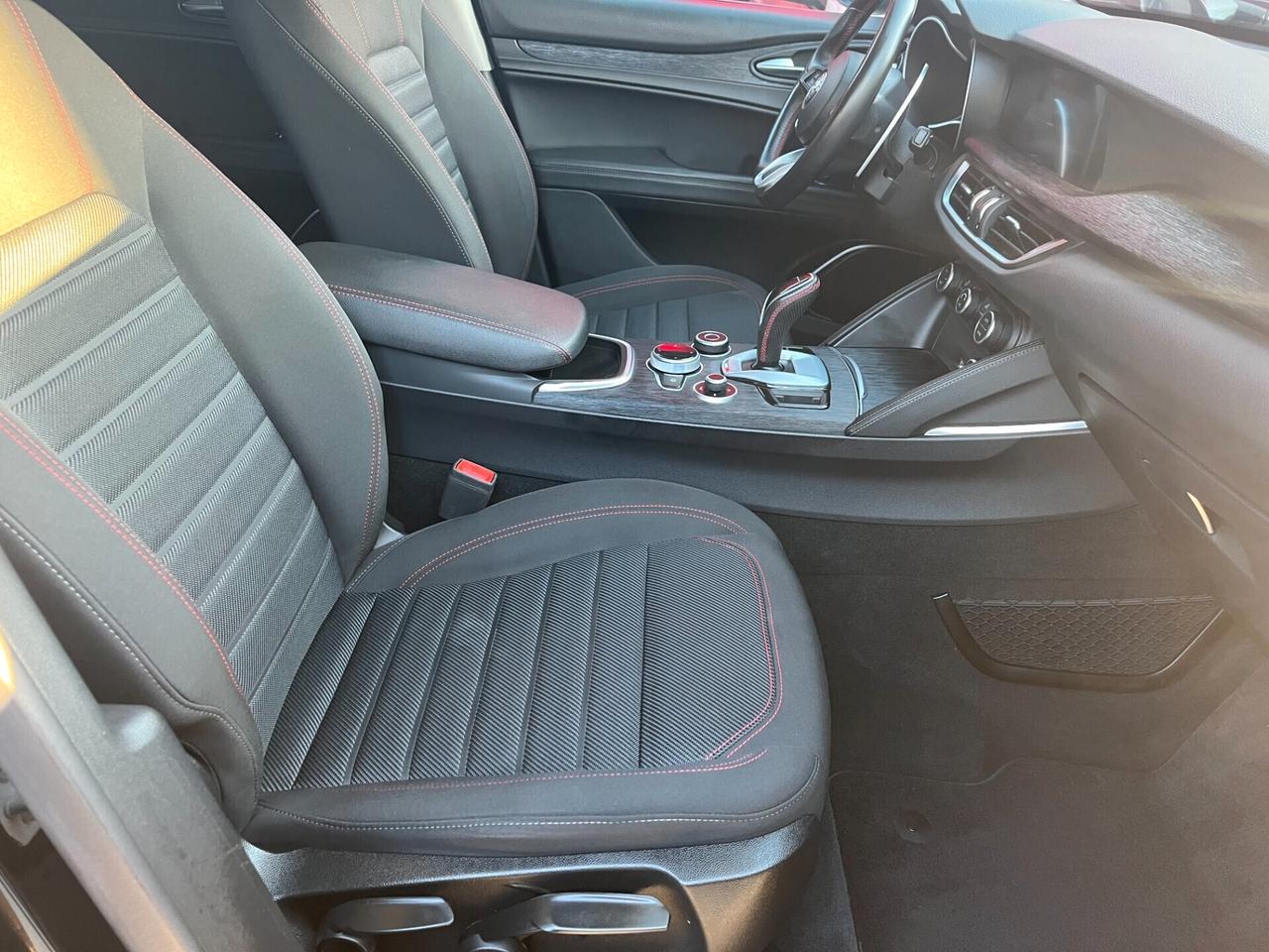 Alfa Romeo Stelvio 2.2 Td 160 cv AT8 RWD Rosso Edizione