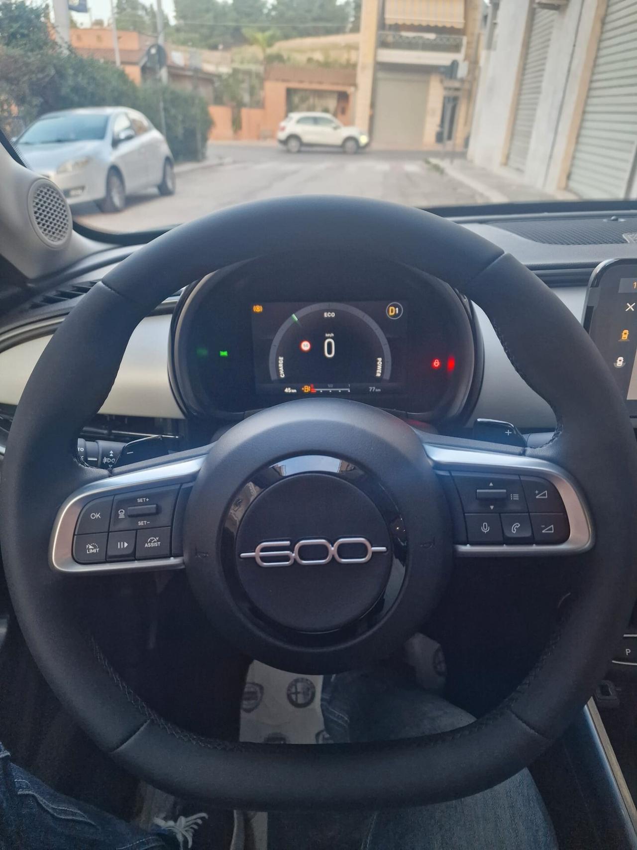 Fiat 600 Hybrid 110 CV DCT MHEV