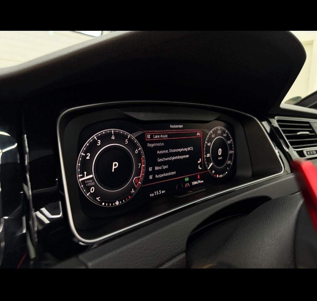 Volkswagen Golf GTI 2.0 TSI TCR DSG