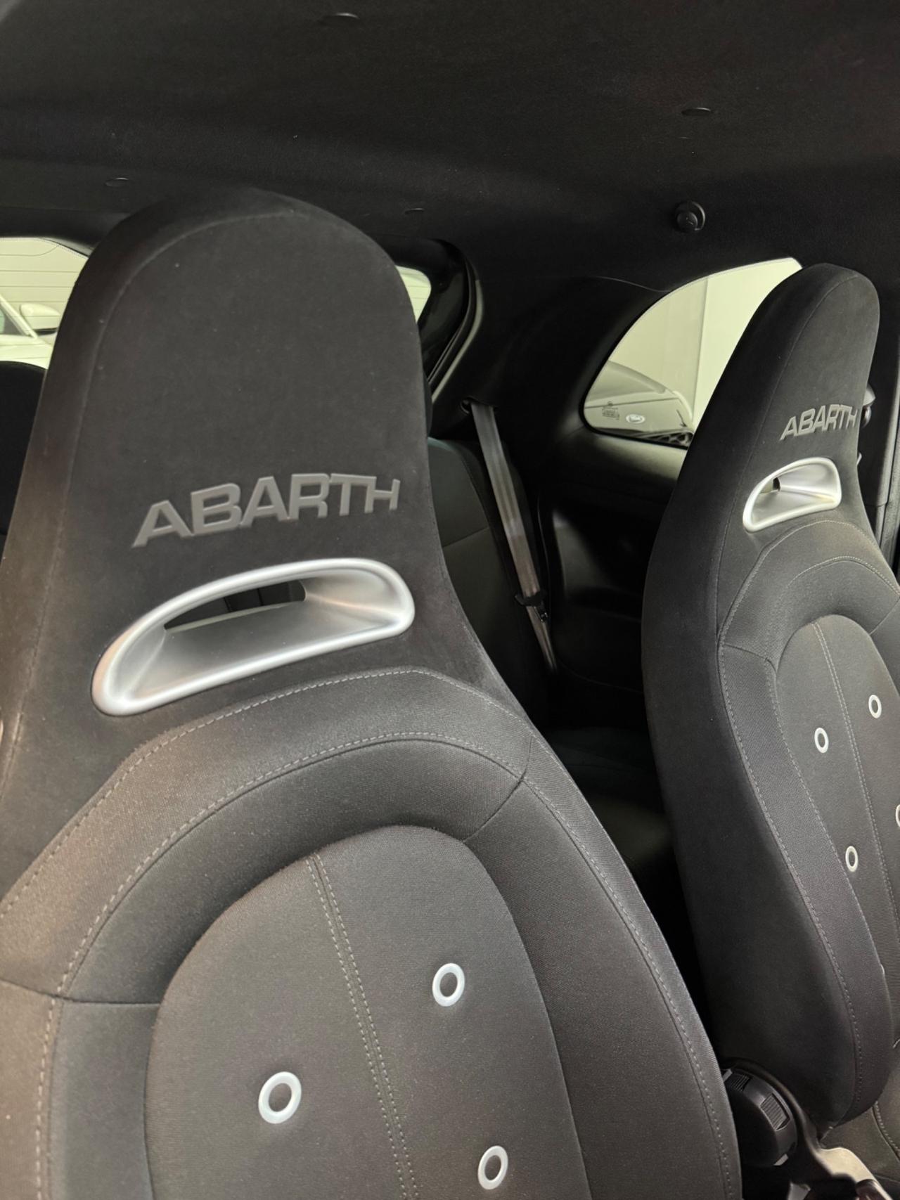 Abarth 595 1.4 Turbo T-Jet 160 CV Pista Finanziabile