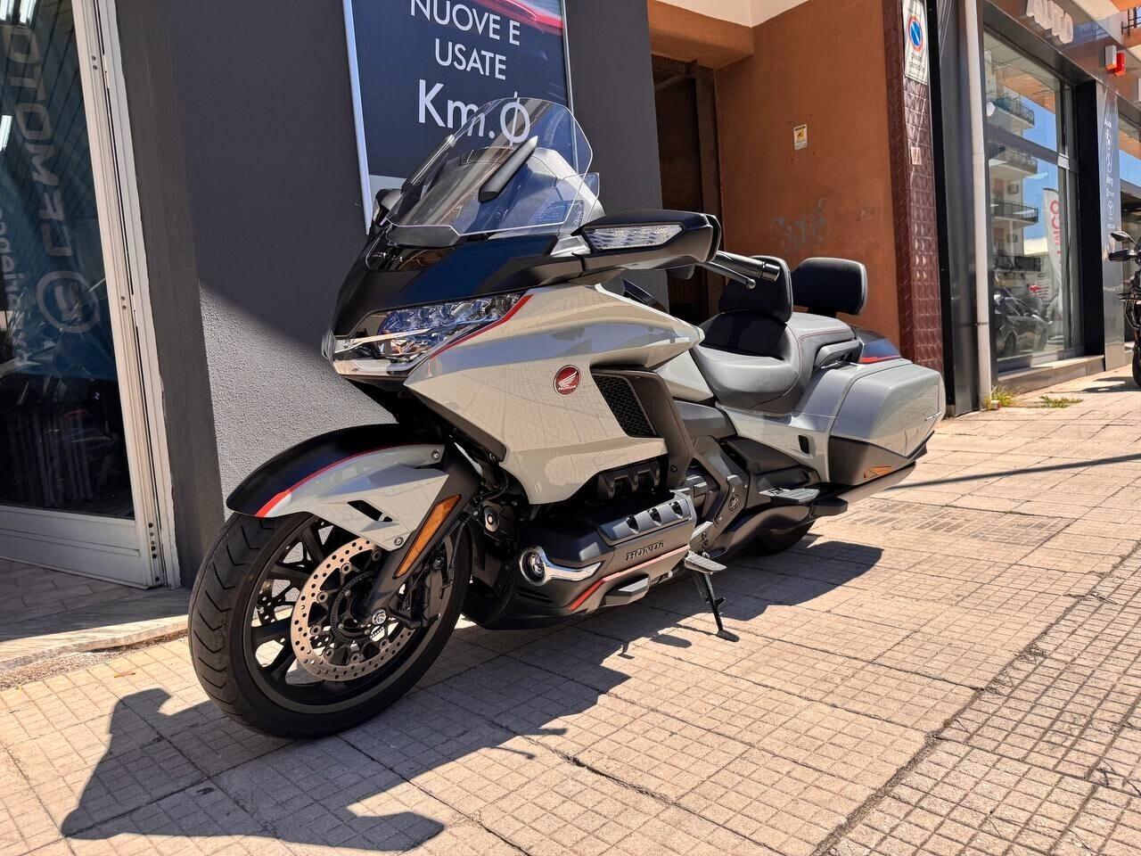 Honda GL 1800 Gold Wing DA 235 € AL MESE