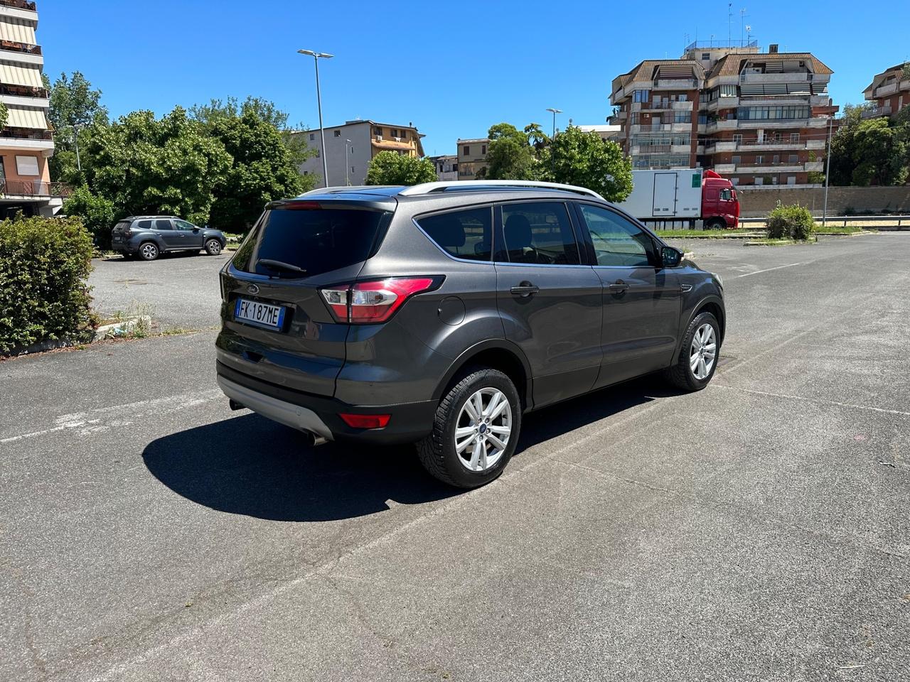 Ford Kuga 1.5 TDCI 120 CV S&S 2WD Powershift Titanium