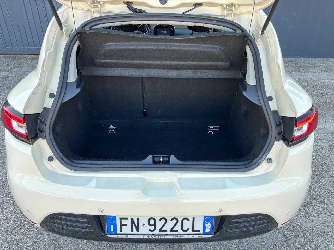 Renault Clio 1.2 benzina.Neopatentati.Garanzia 12mesi