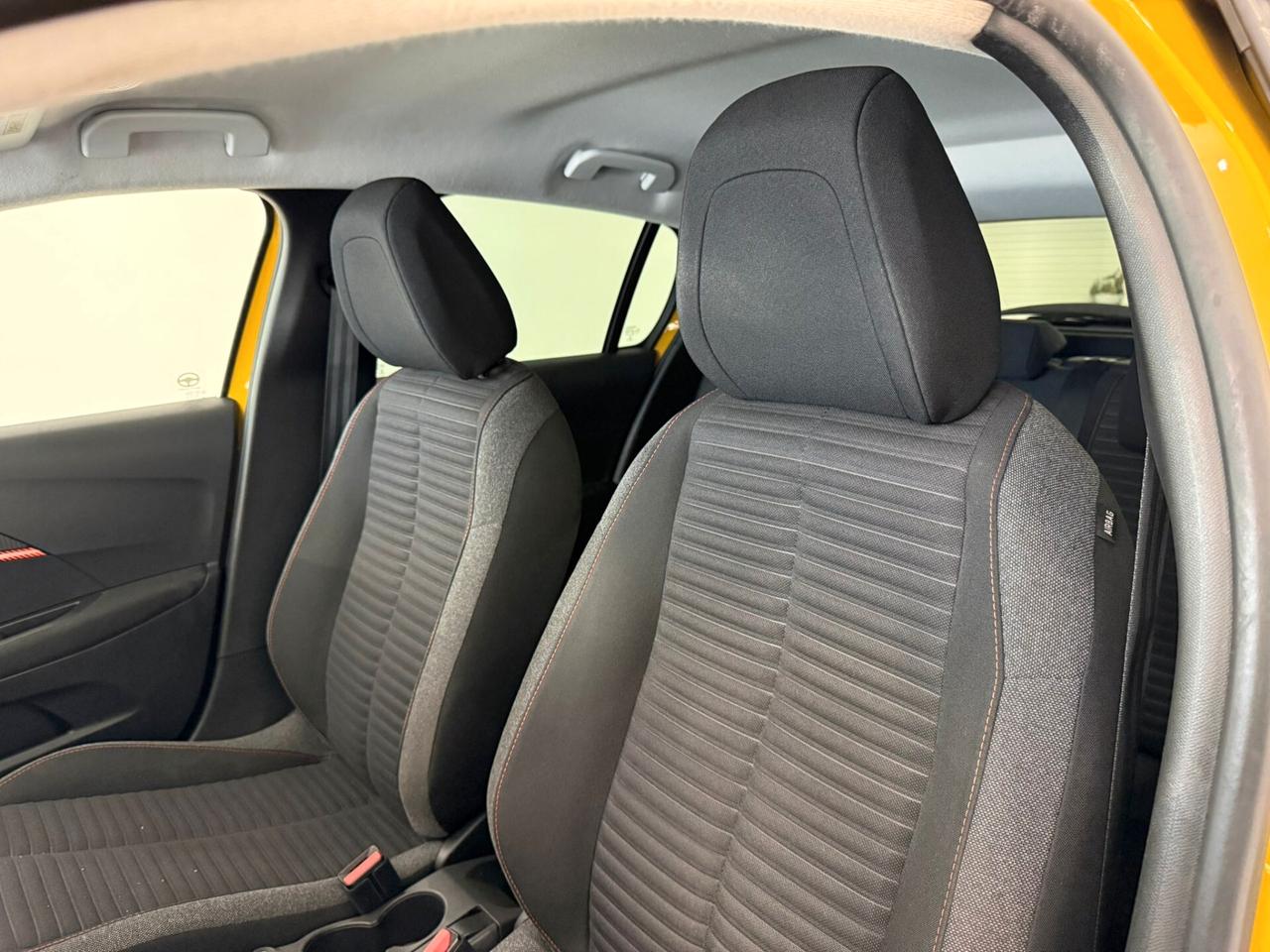 PEUGEOT 208 ACTIVE PACK CON 59.000 KM