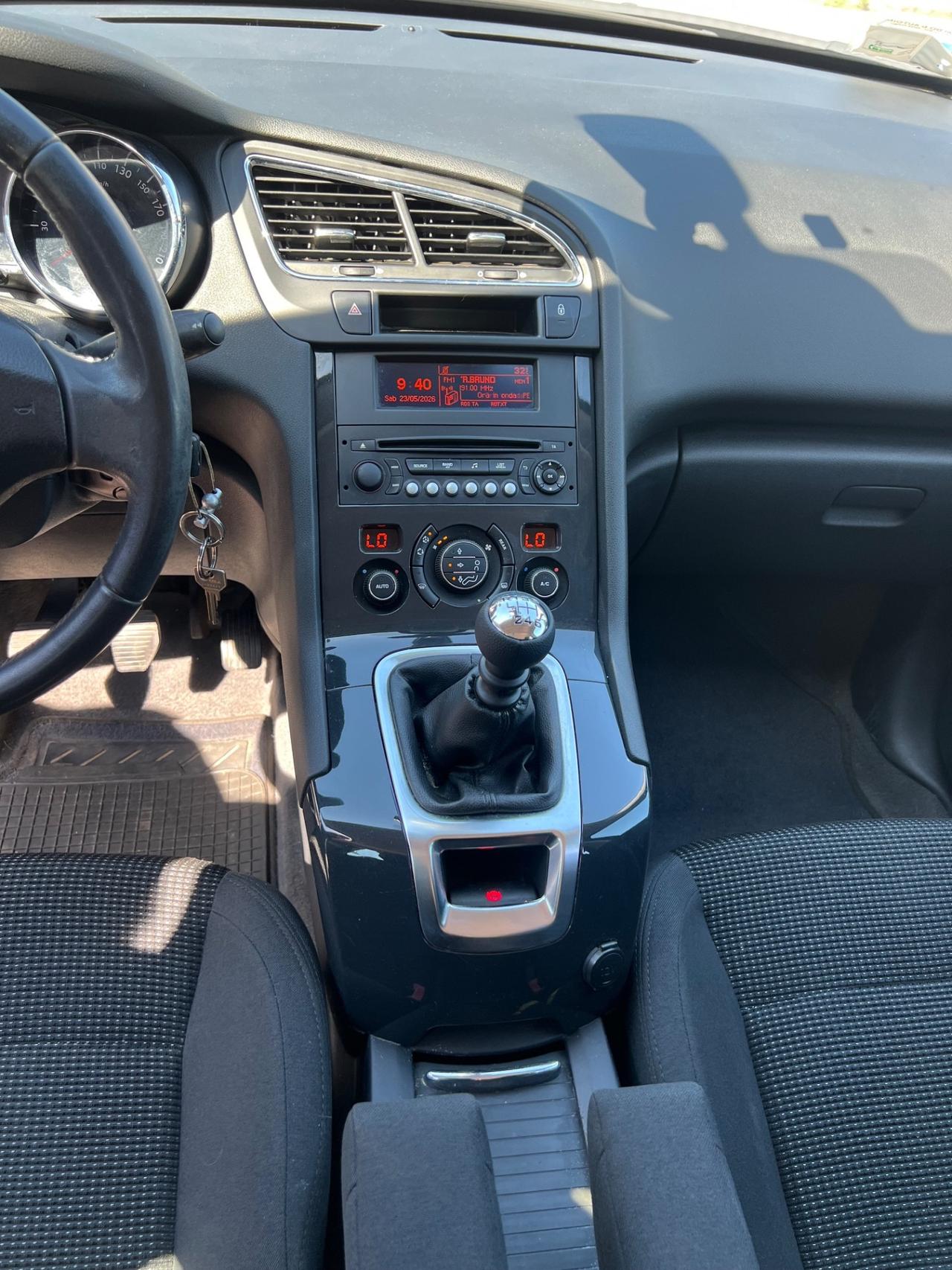 Peugeot 5008 BlueHDi 120 S&S Active