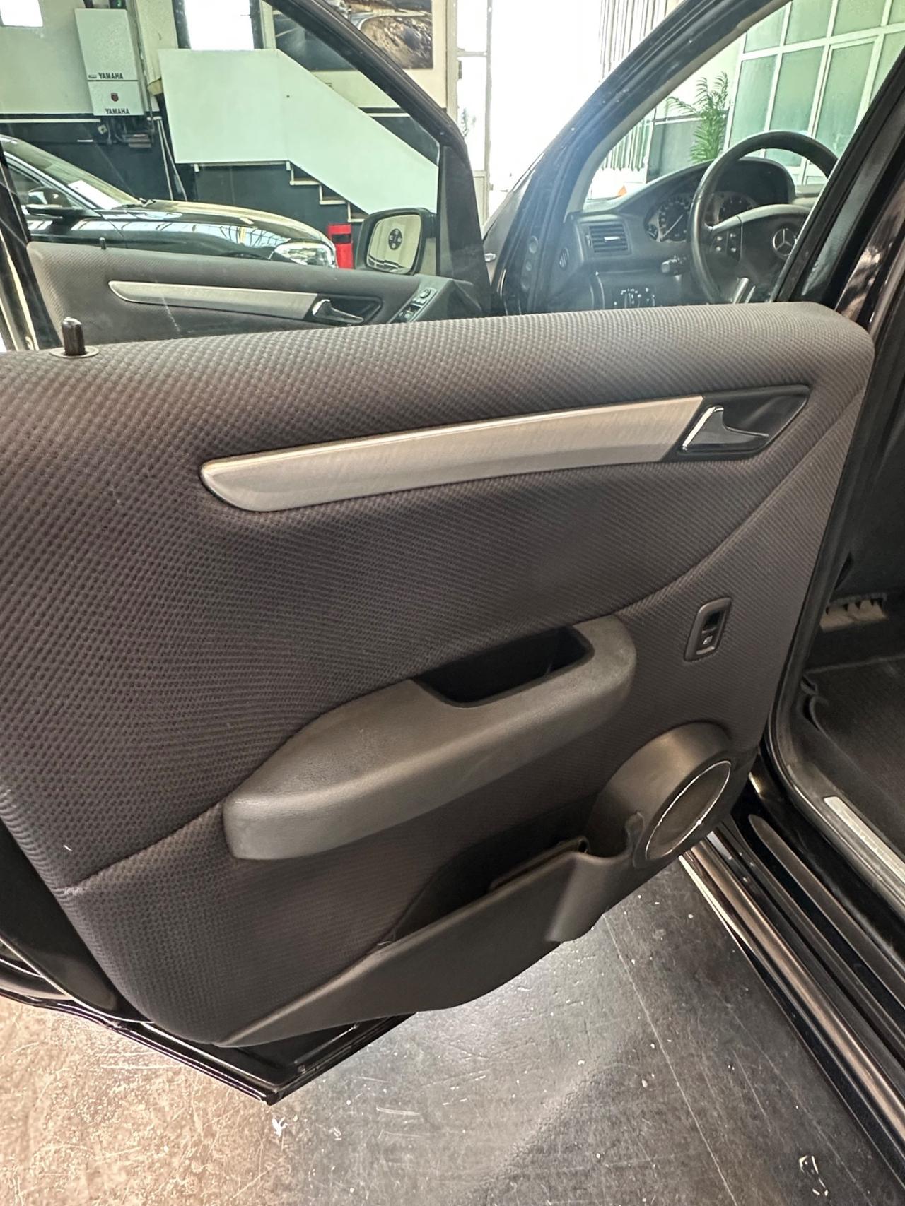Mercedes-benz B 180 BlueEFFICIENCY Premium