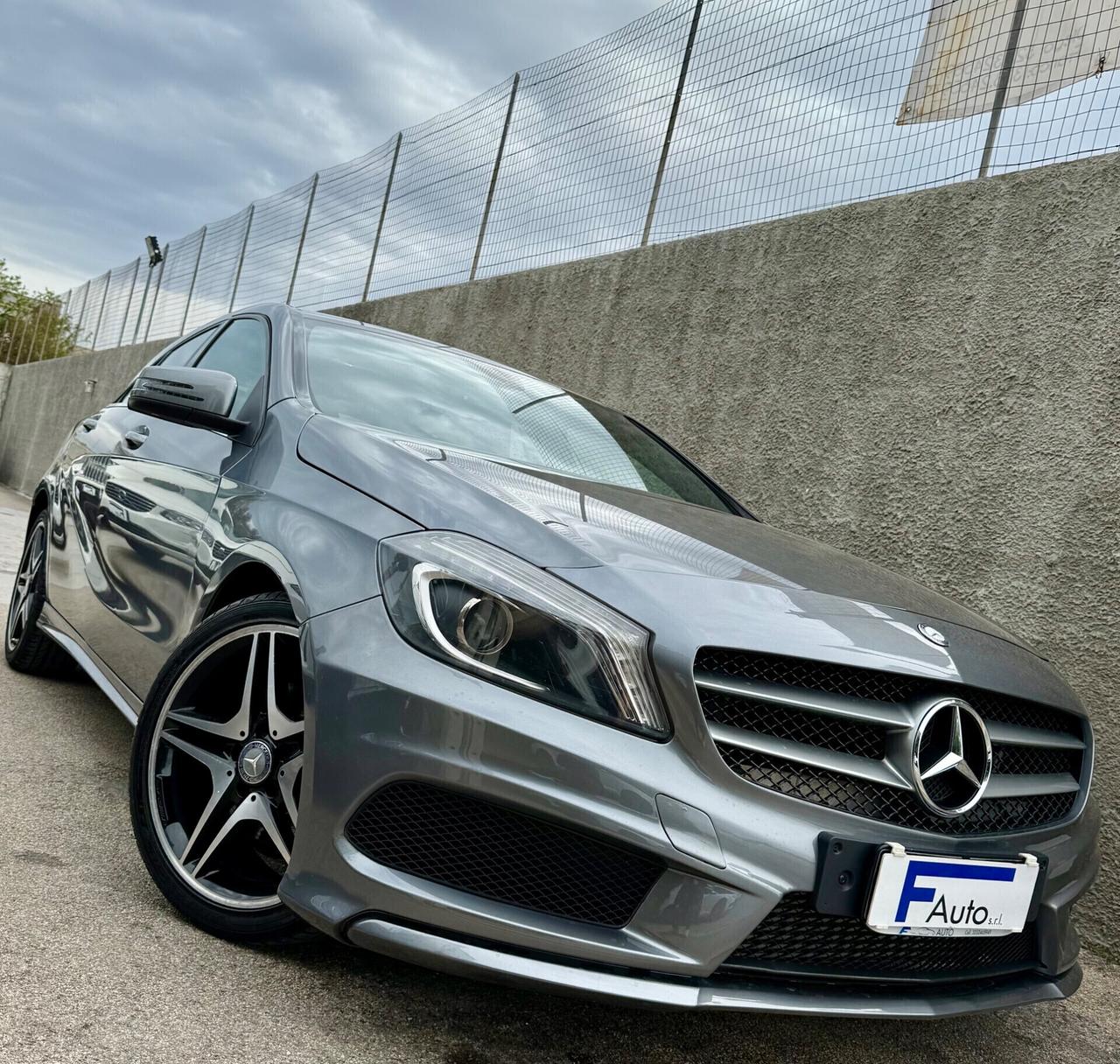 Mercedes-benz A 200 CDI Premium AMG,Xeno Led,interni in pelle e alcantara,ecc.