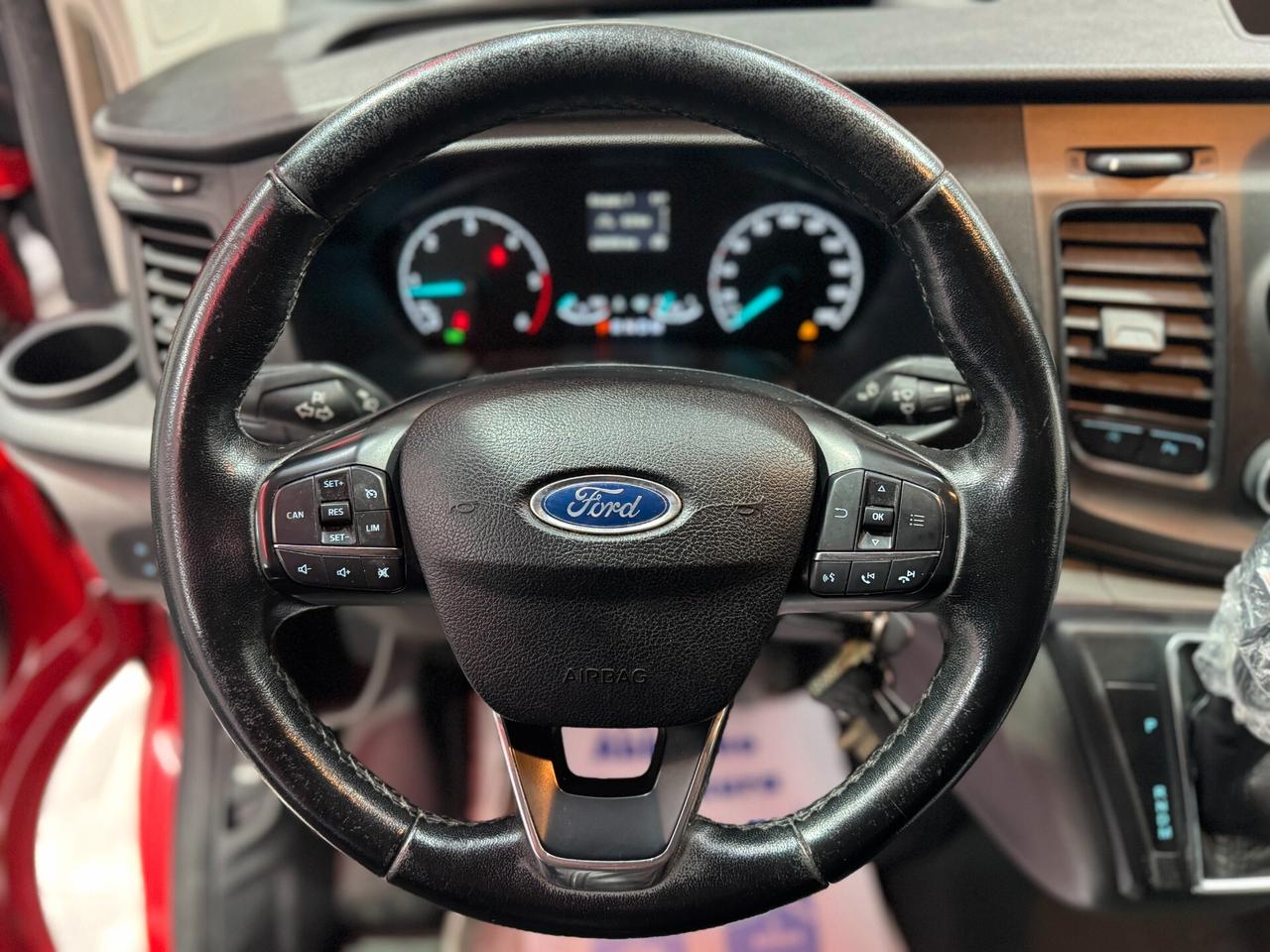 Ford Transit Custom 340 2.0 TDCi 130 PC Furgone Trend