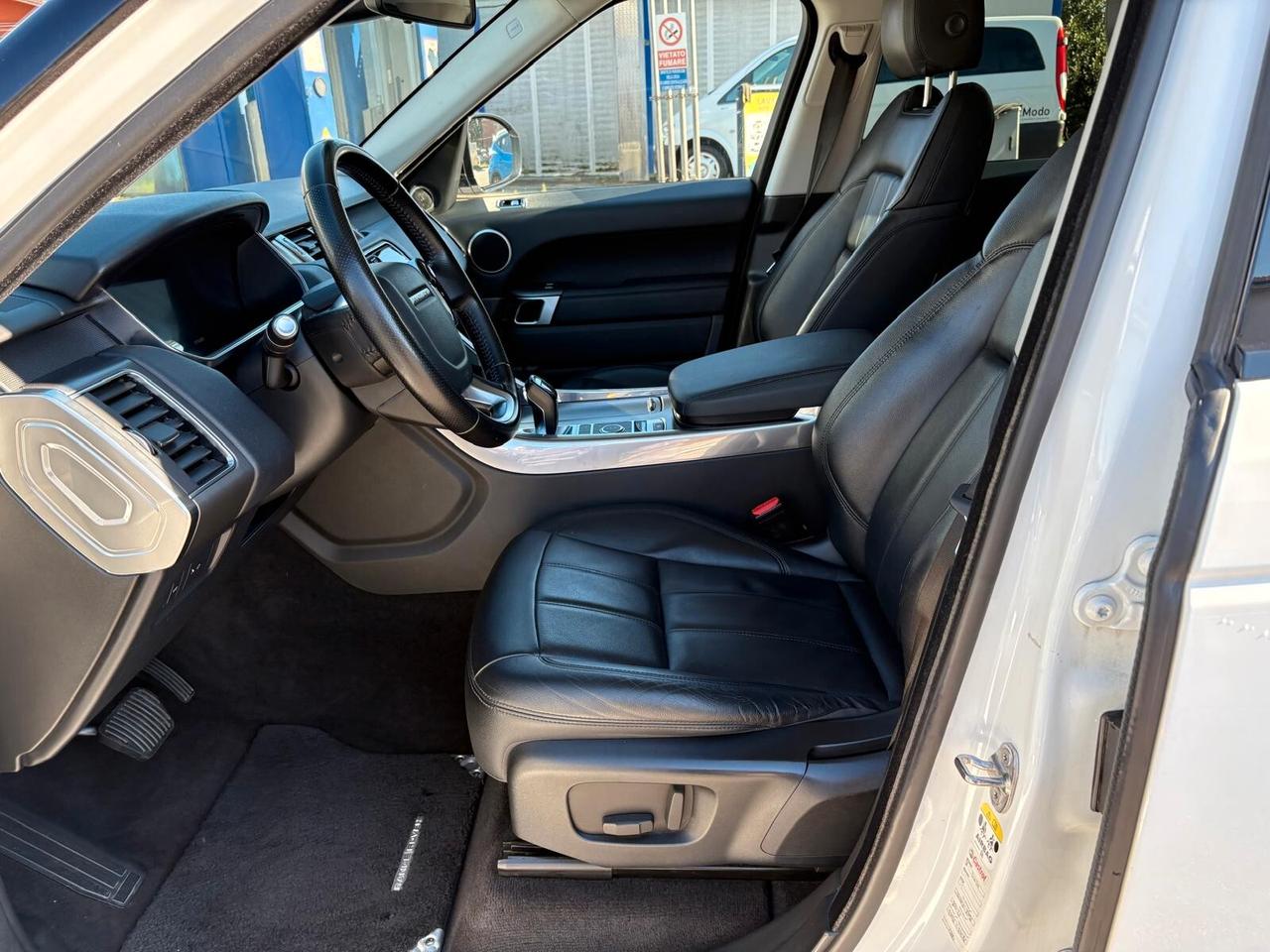 Land Rover Range Sport 3.0 TDV6 SE