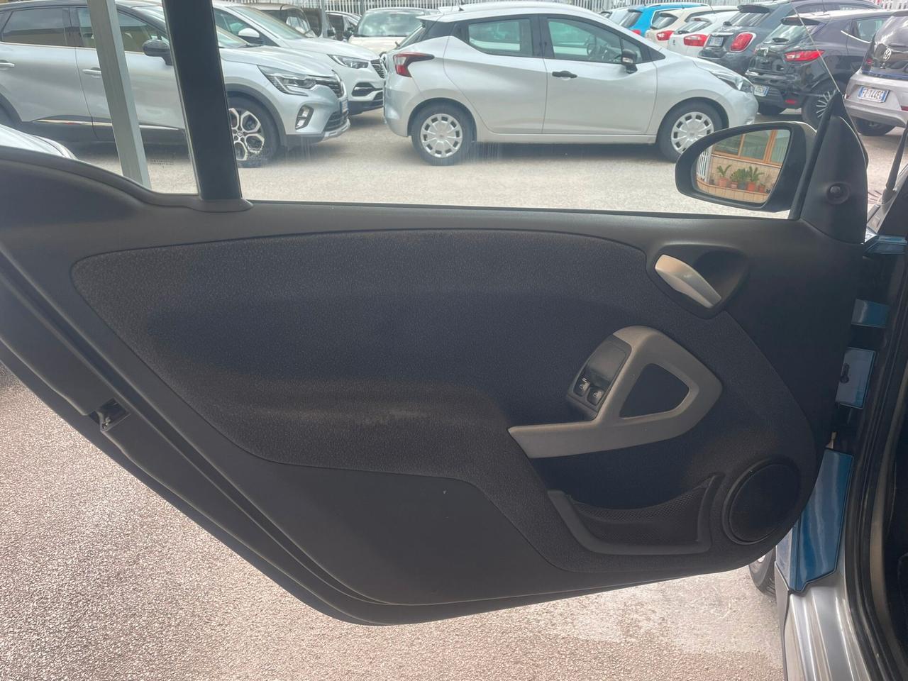 Smart ForTwo 1000 52 kW coupé passion