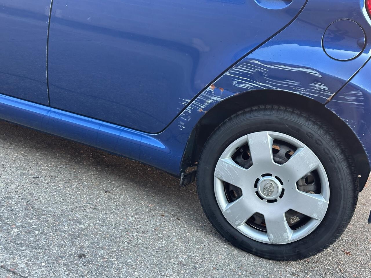 Toyota Aygo 1.0 12V VVT-i 5 porte Sol