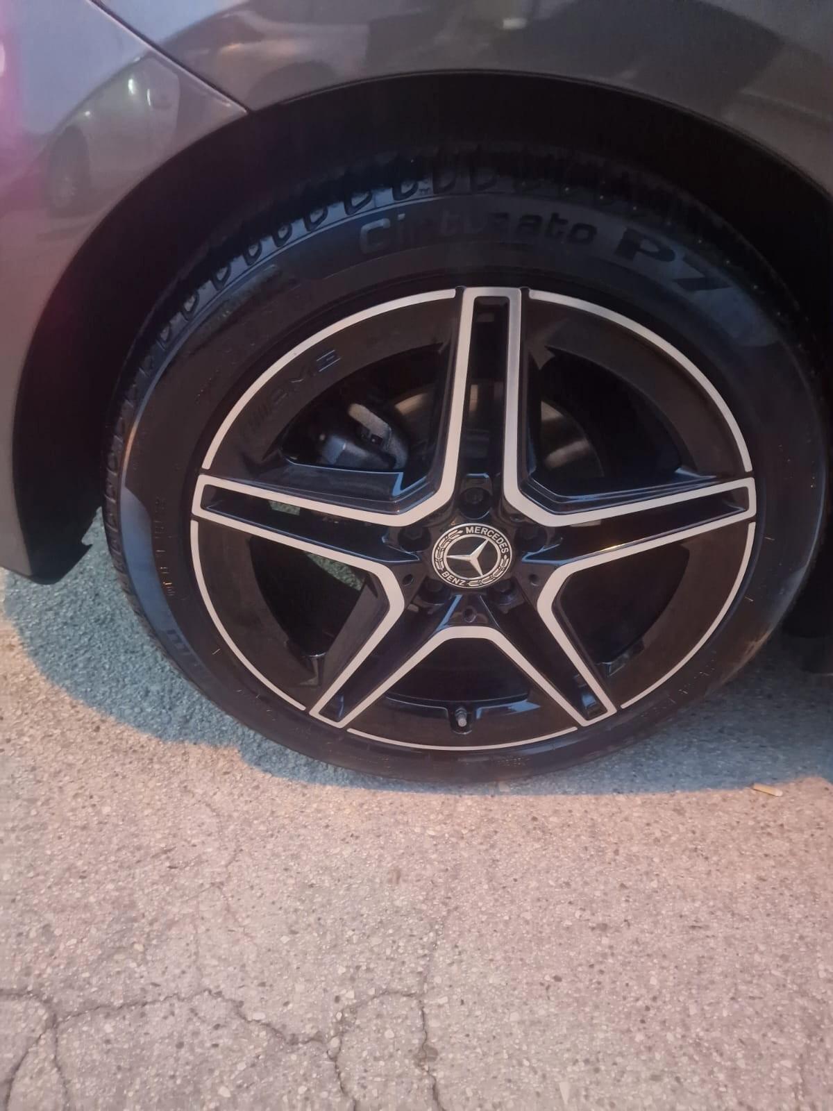 Mercedes-benz A 180 d Automatic AMG Line Premium Plus