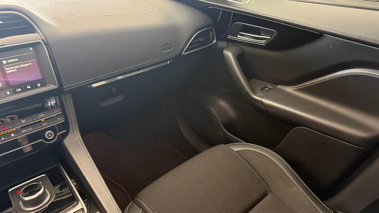 Jaguar F-Pace 2.0 D 180 CV AWD aut. R-Sport tetto apribile