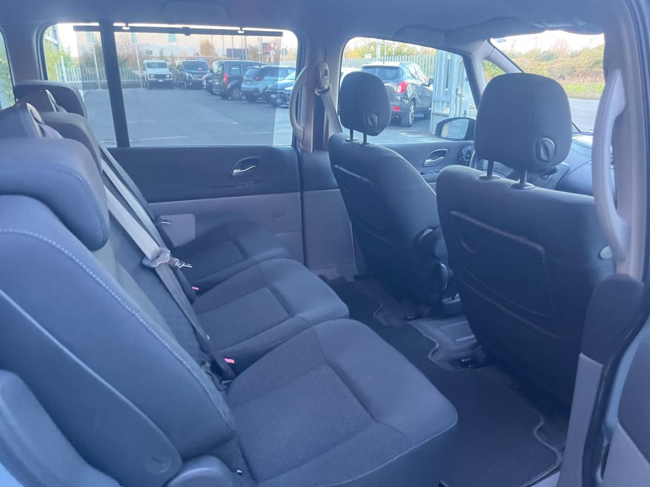 Renault Espace Grand 2.0 dCi 150CV Luxe