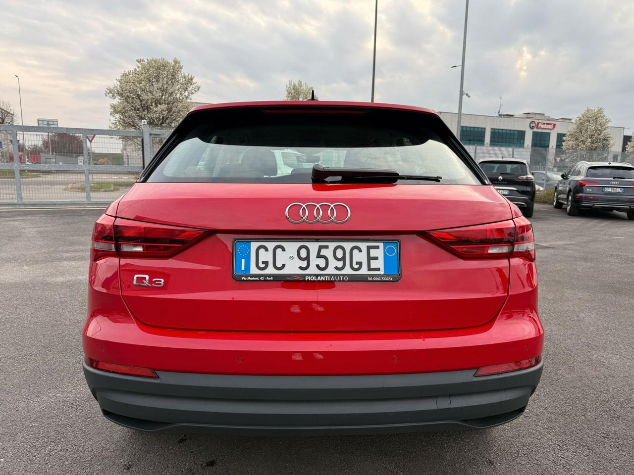 Audi Q3 35 TDI S tronic Business