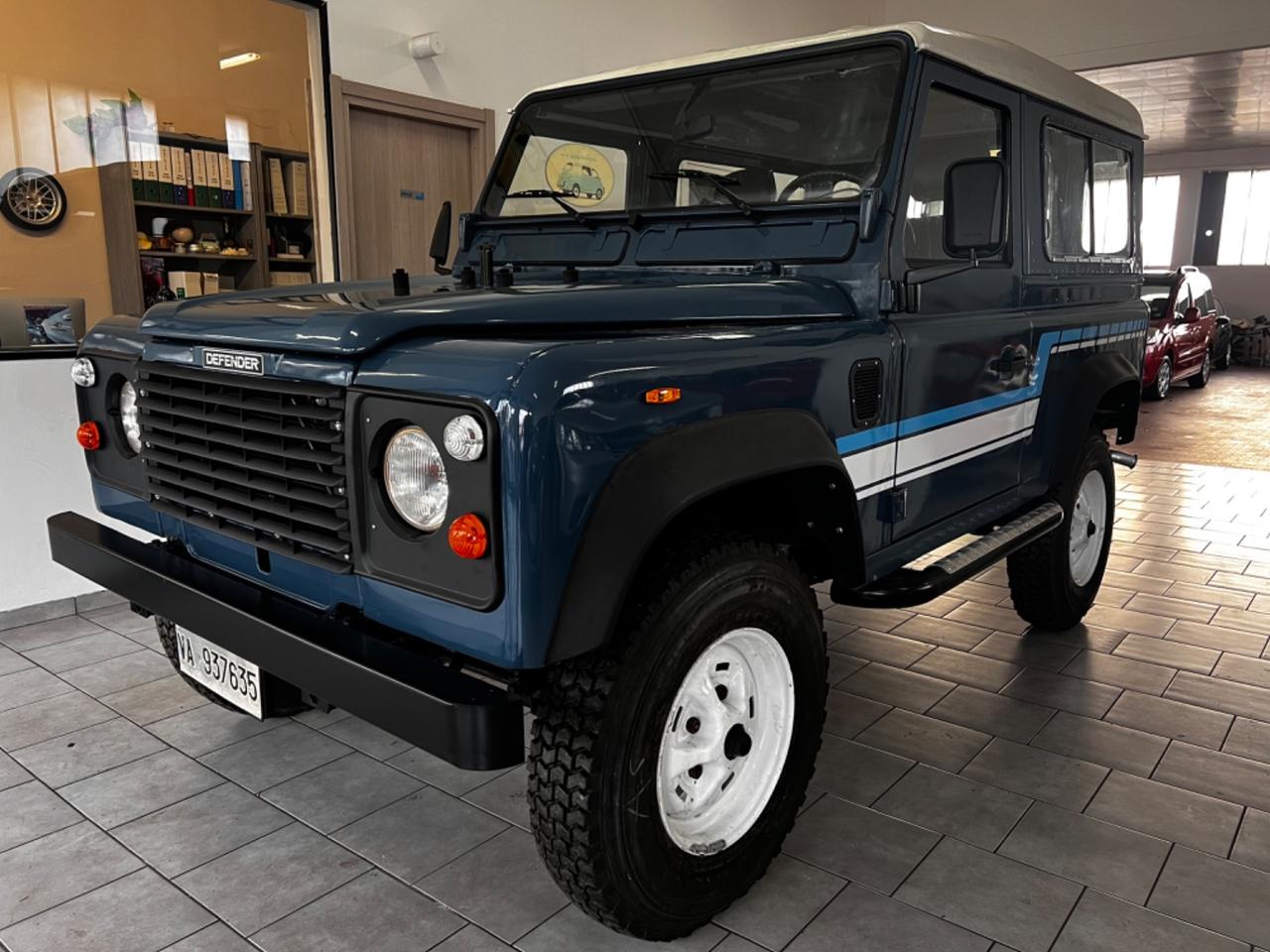 Land Rover Defender 90 diesel Hard-top