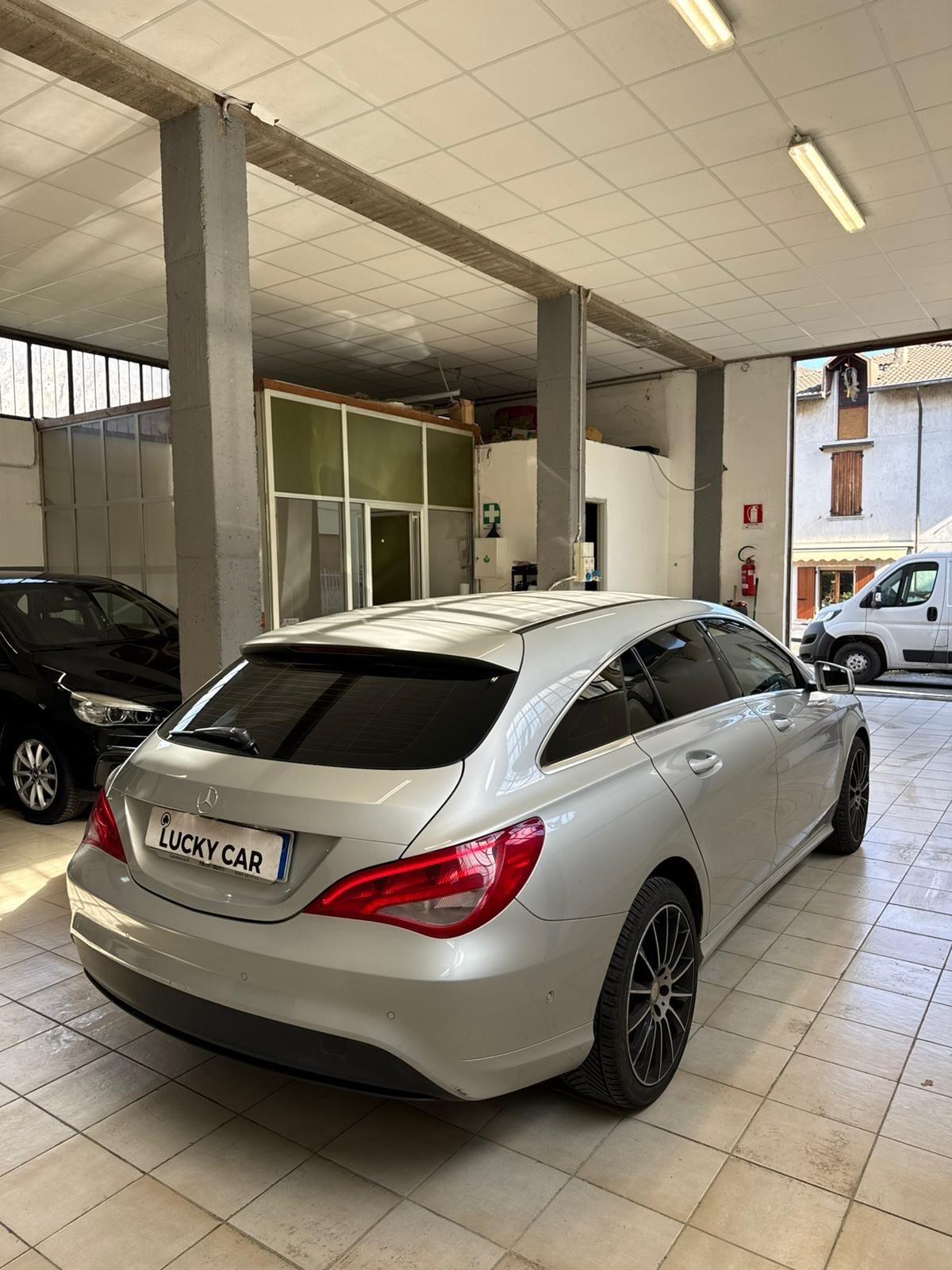 Mercedes-benz CLA 200 d Premium