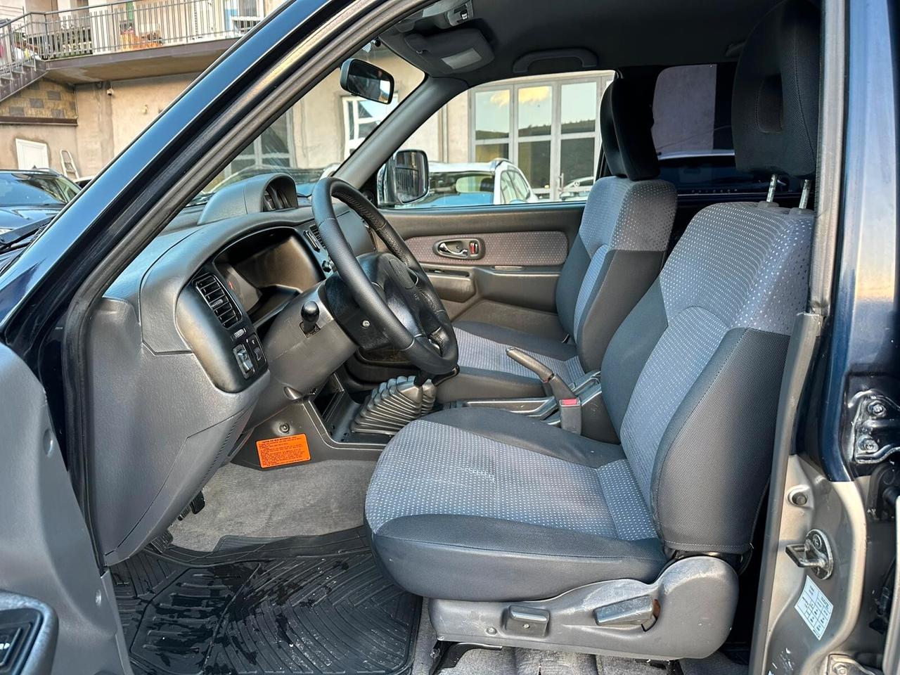 Mitsubishi L200 2.5 TDI 4WD Club Cab Pup. GLS Targ.