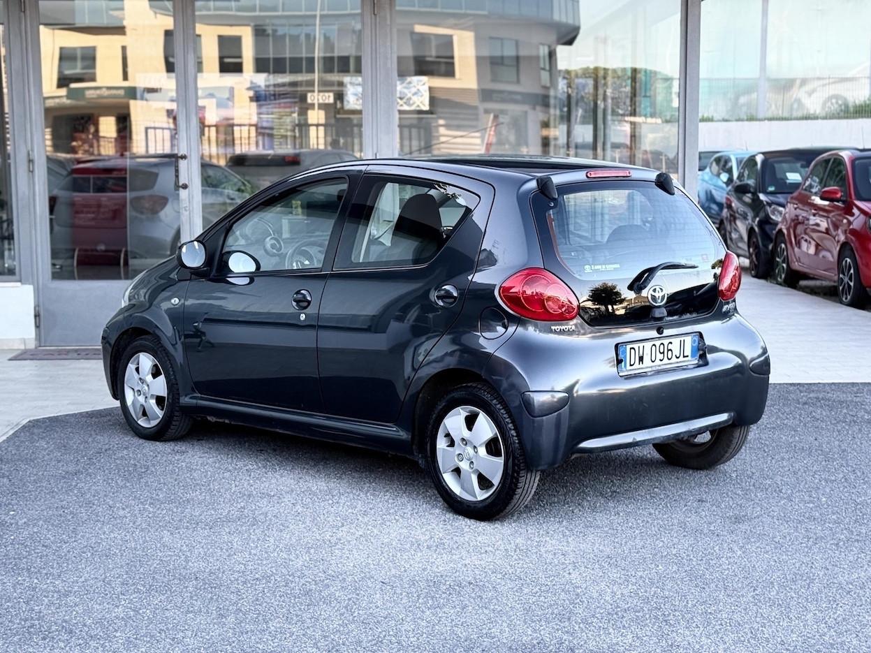 Toyota Aygo 1.0 Benzina 68CV Neo. Autom. - 2009