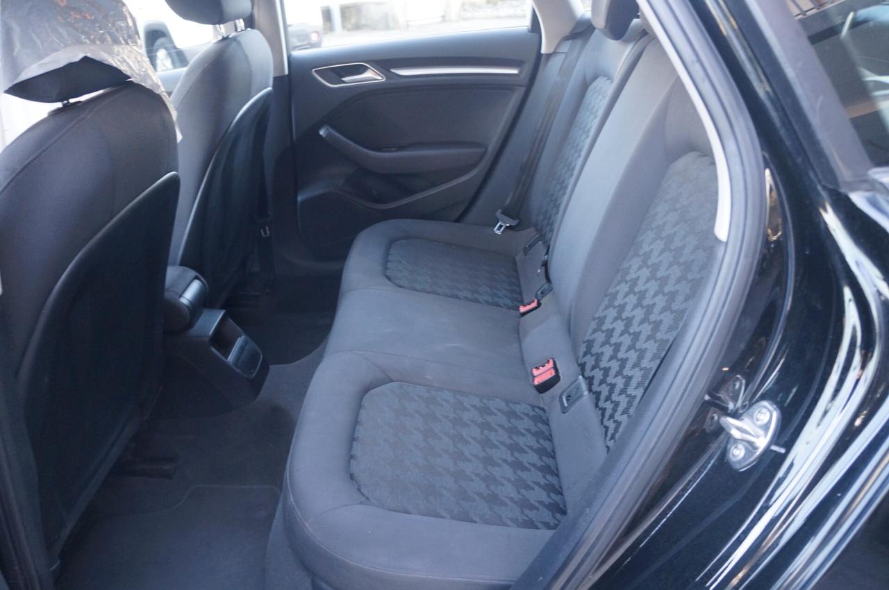 Audi A3 2.0 TDI 150 CV clean diesel Attraction