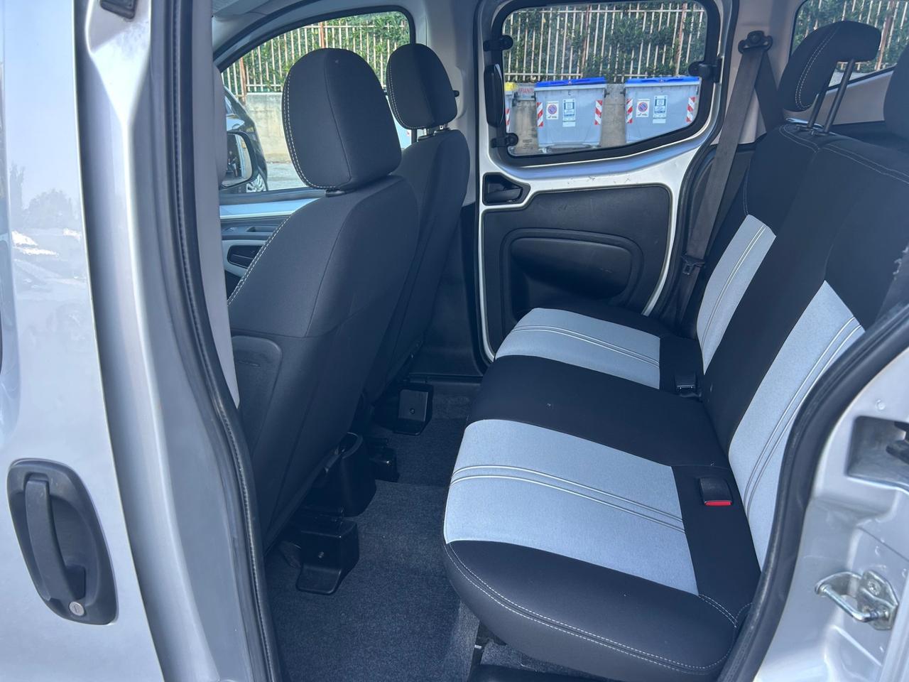 Fiat Qubo 1.3 MJT 75 CV Autocarro 4 Posti