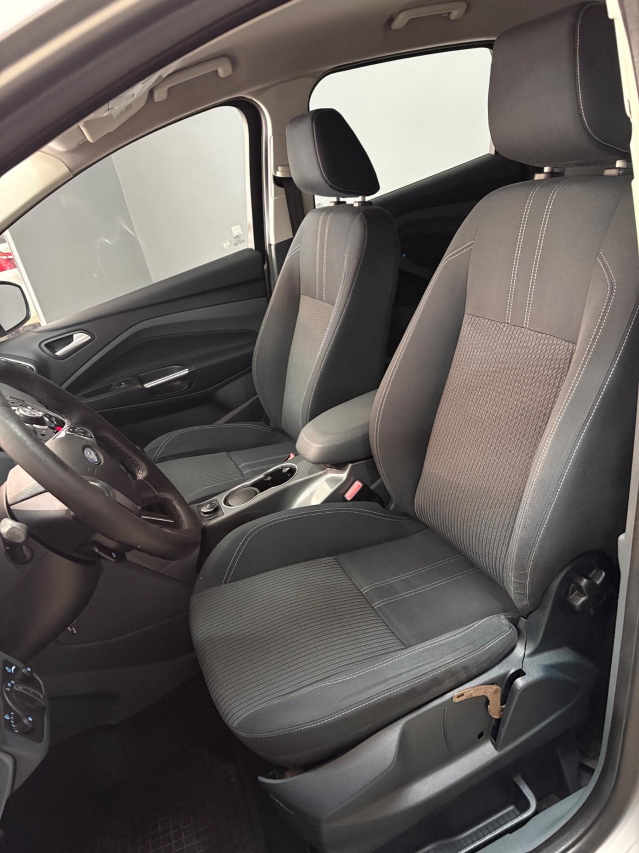 Ford C-Max 1.6 TDCi 115CV Titanium