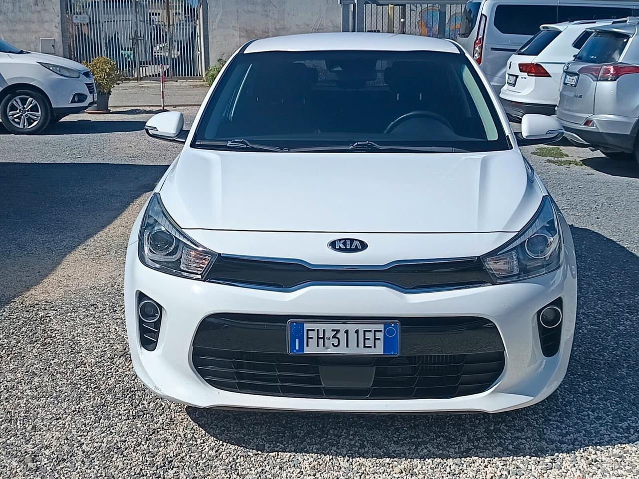 Kia Rio 2017 - 1.0 T-GDi 12V OK NEOP. LB AUTOMOBILI