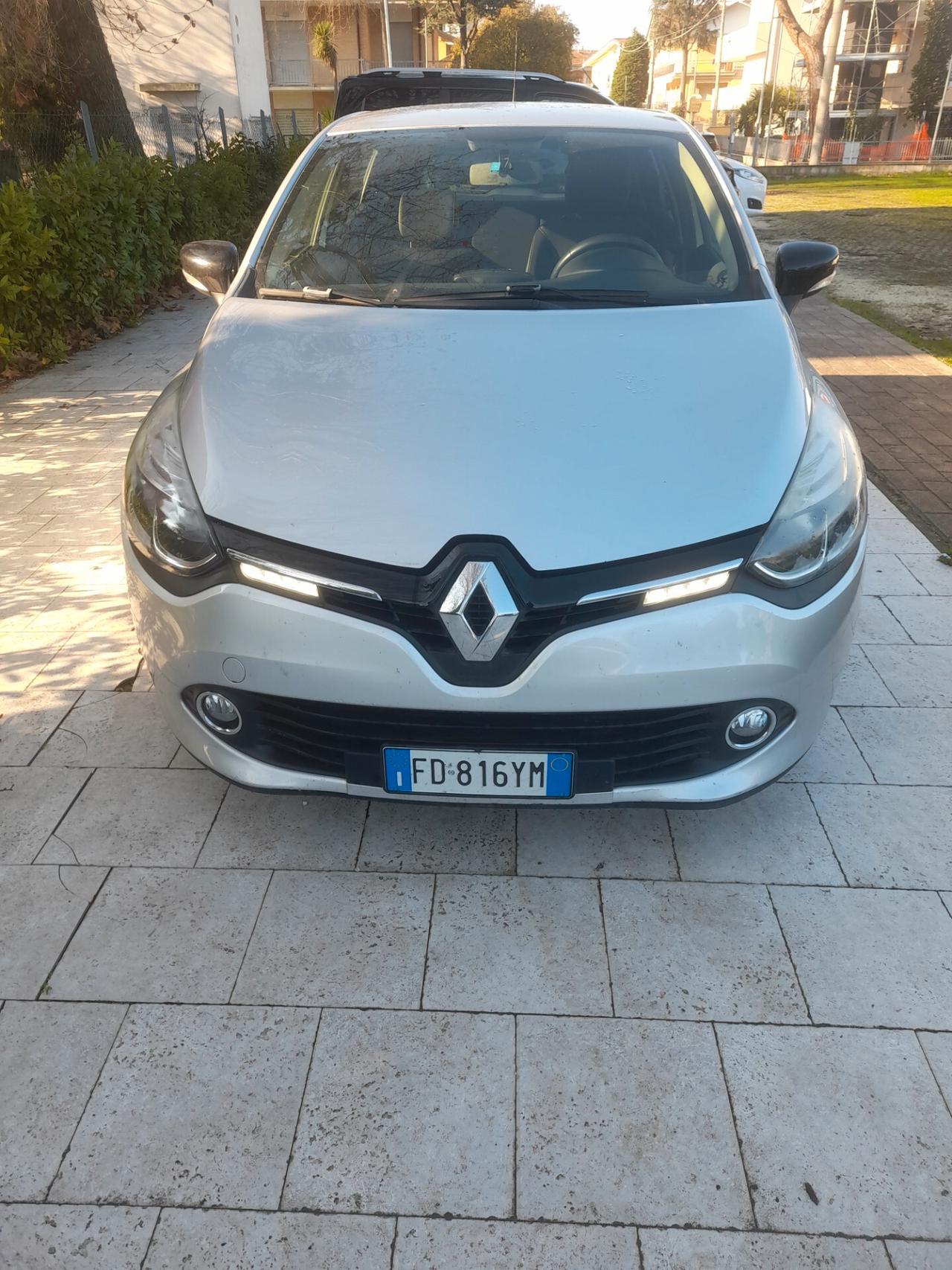 Renault Clio dCi 75CV Zen