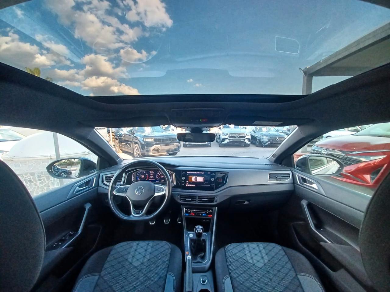 Volkswagen Taigo 1.0 tsi R-Line 110cv