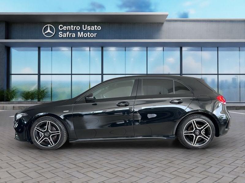 Mercedes-Benz Classe A A 180 d Premium Night edition auto