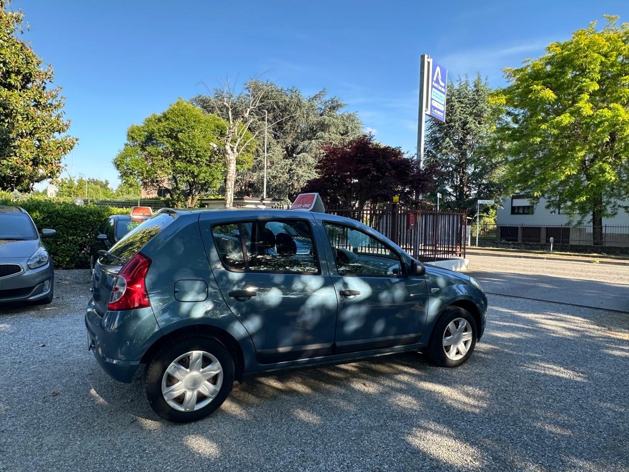 Dacia Sandero 1.2 16V Lauréate