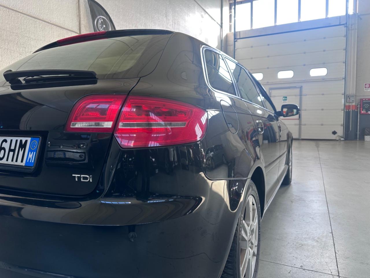 Audi A3 1.6 TDI Young Edition