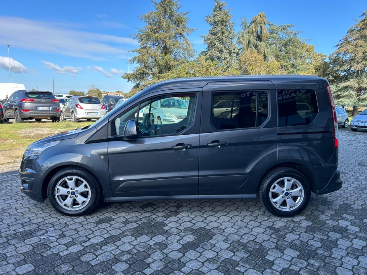 Ford Tourneo Connect 1.5 d. Titanium|TETTO PANO|RETROCAMERA