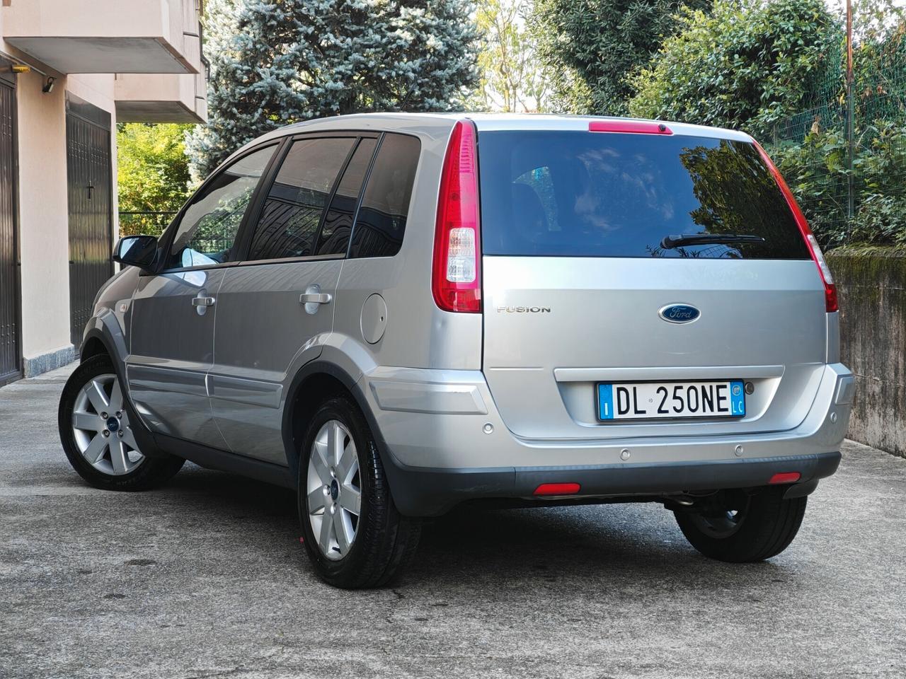 Ford Fusion 1.6 BENZINA 100cv / 74.000km / Unipro