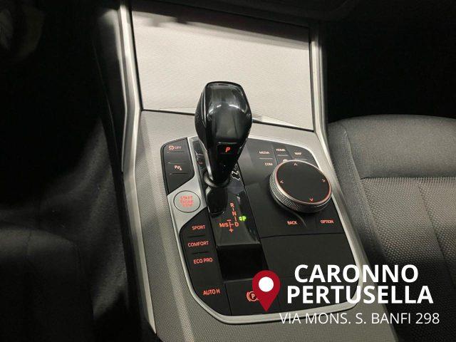 BMW 320 d 48V xDrive Touring Business Advantage