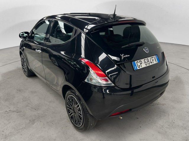 LANCIA Ypsilon 1.0 FireFly 70cv Hybrid Silver Plus