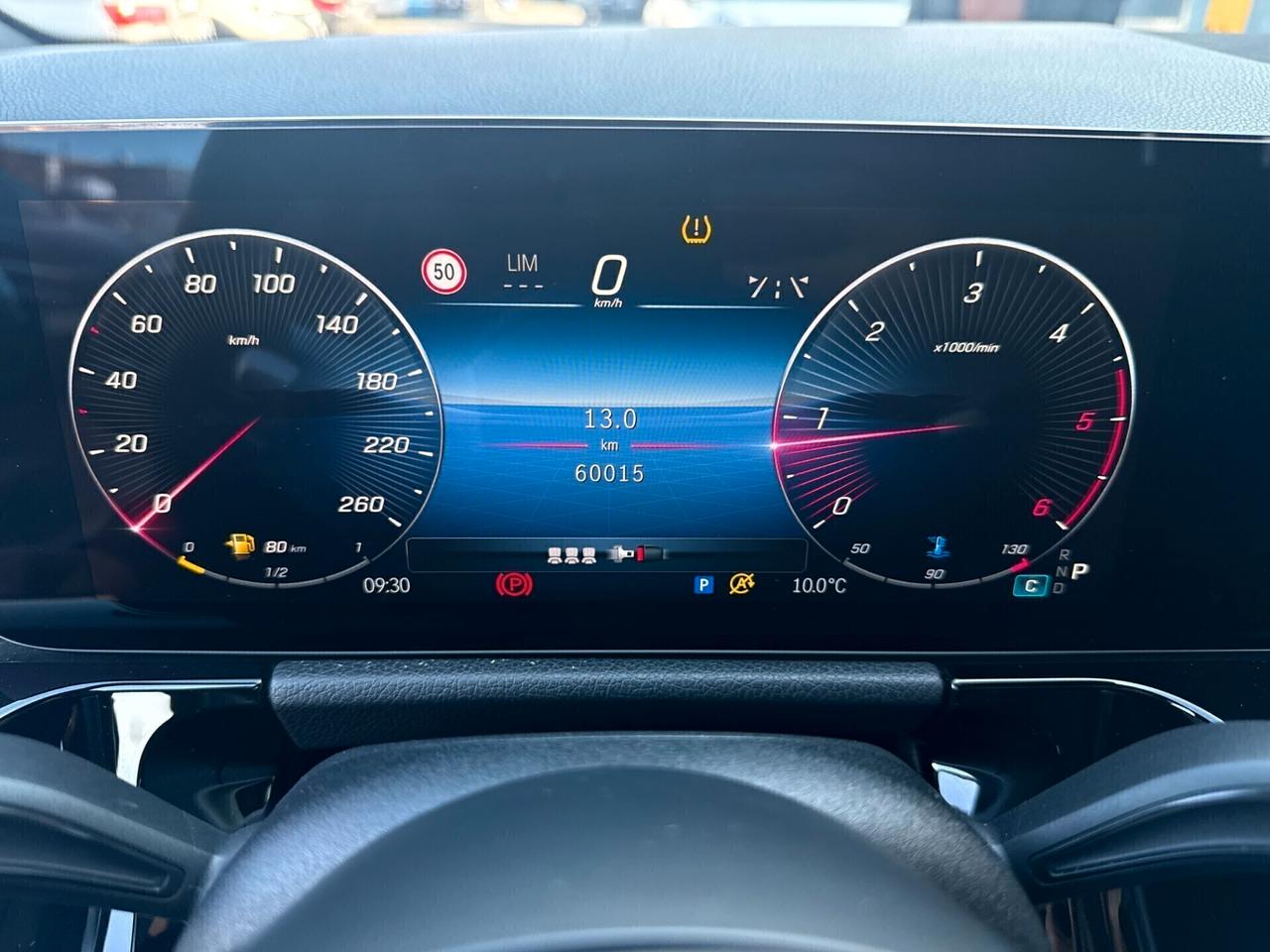Mercedes-Benz B 180 AMG Line Premium Plus auto (SERVICE IN MERCEDES)