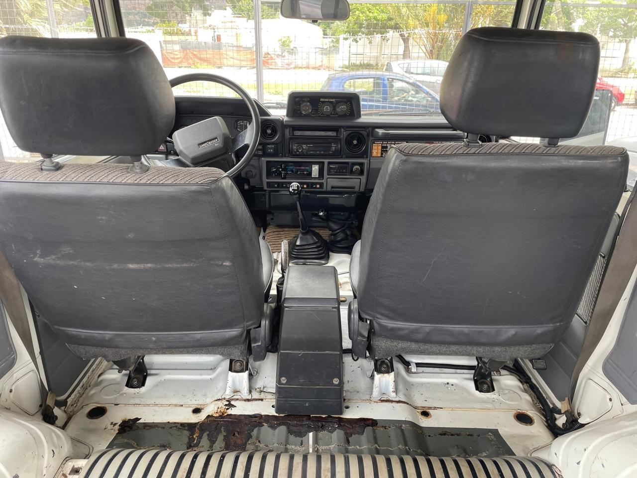 Toyota Land Cruiser II 2.4 turbodiesel SW LJ70 LX
