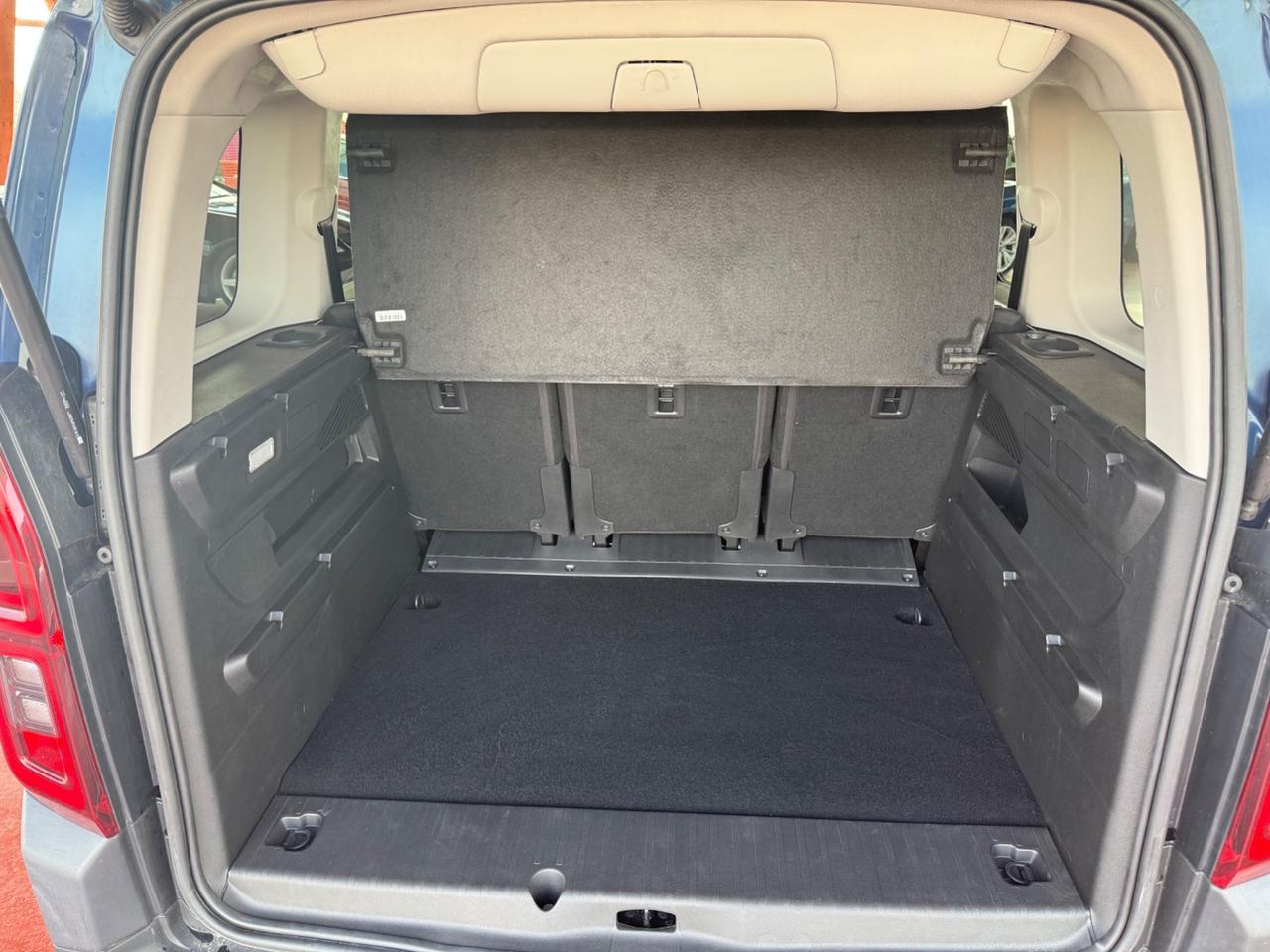 Fiat Doblo e-Doblò 50 kWh Launch Edition