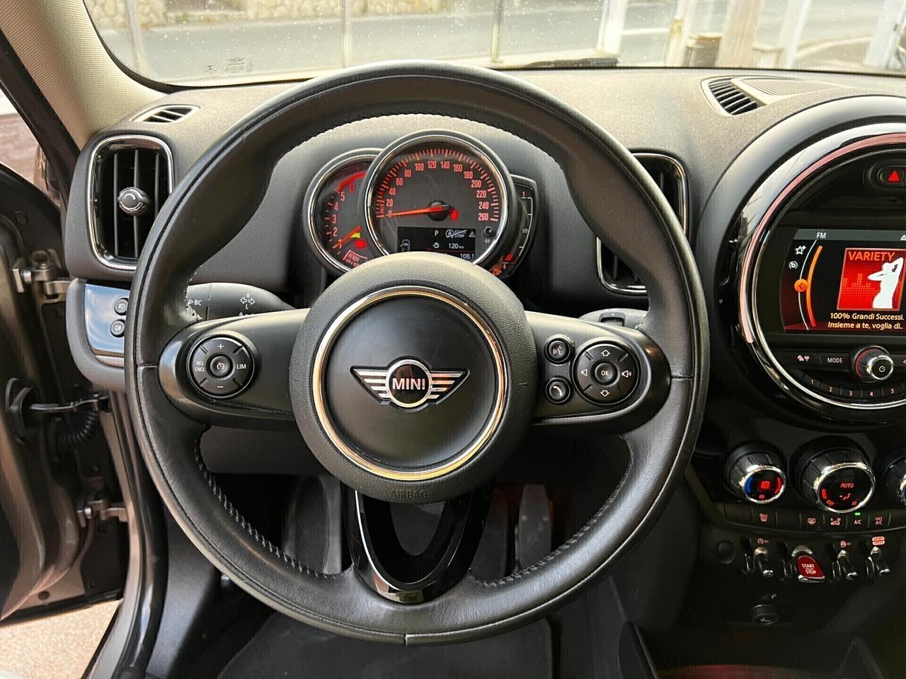 Mini Countryman D Automatica-2018-FULLED