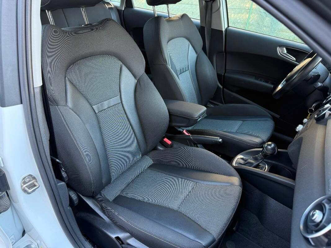 Audi A1 1.6 tdi Ambition s-tronic