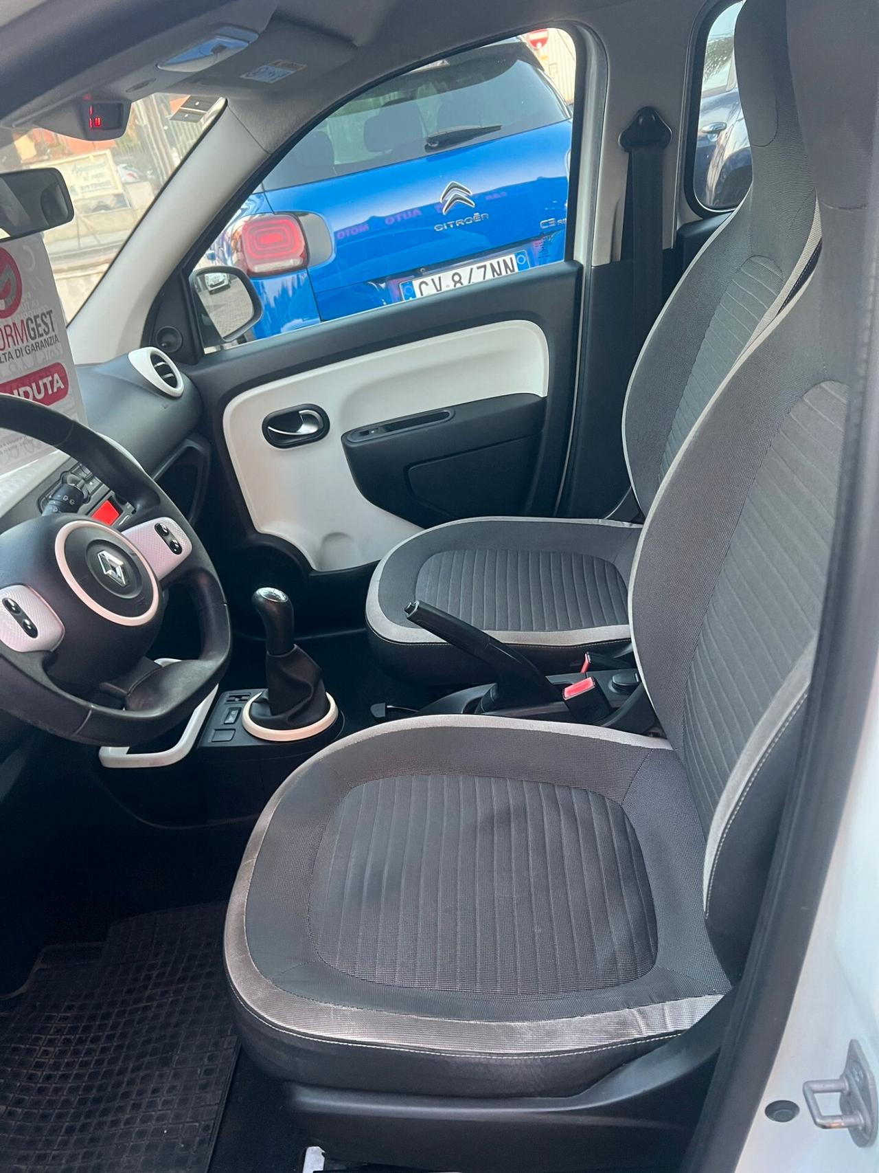 Renault Twingo SCe Lovely