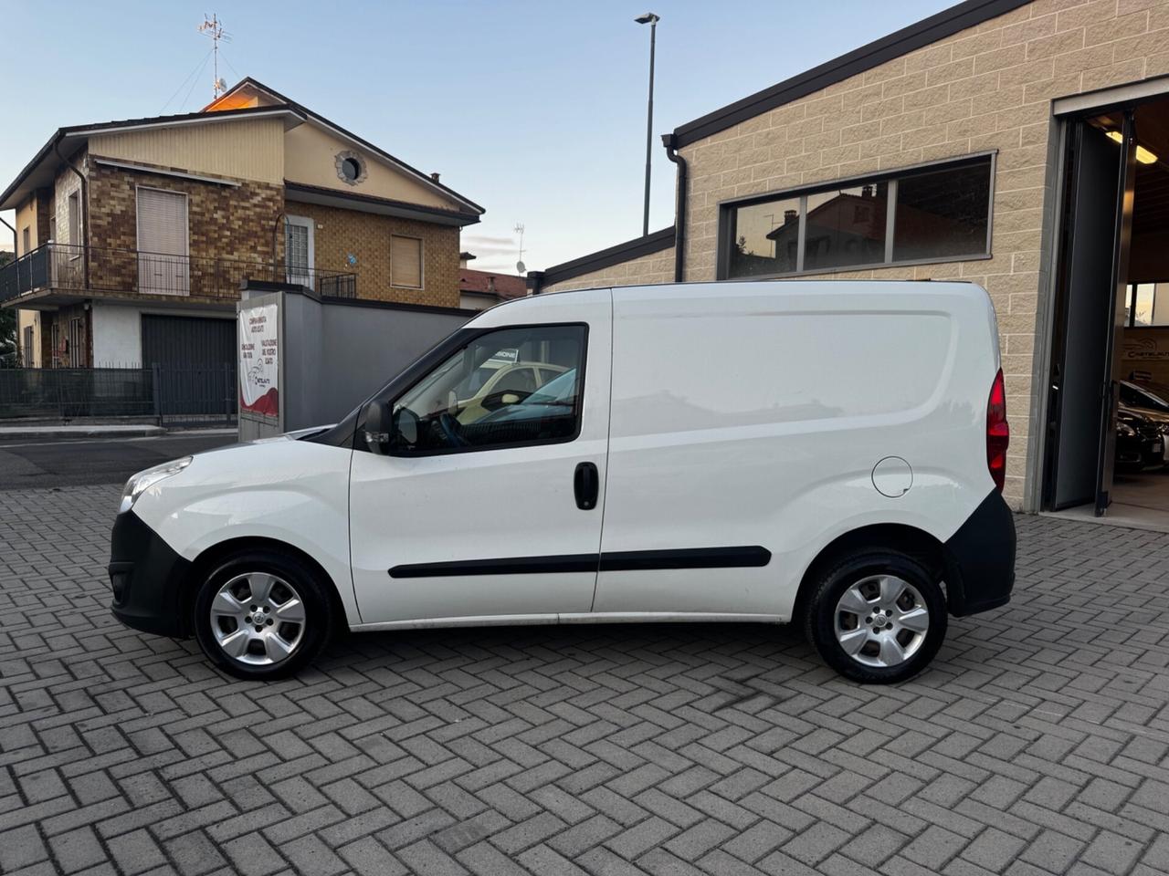 Opel Combo 1.6 CDTI 90CV Easytr. ecoFLEX PC-TN Van S&S (750kg)E5+