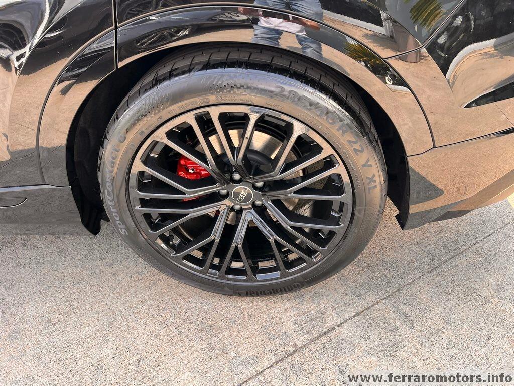 Audi Q8 SUV 50 TDI 286 CV quattro tiptronic S line edition pronta consegna