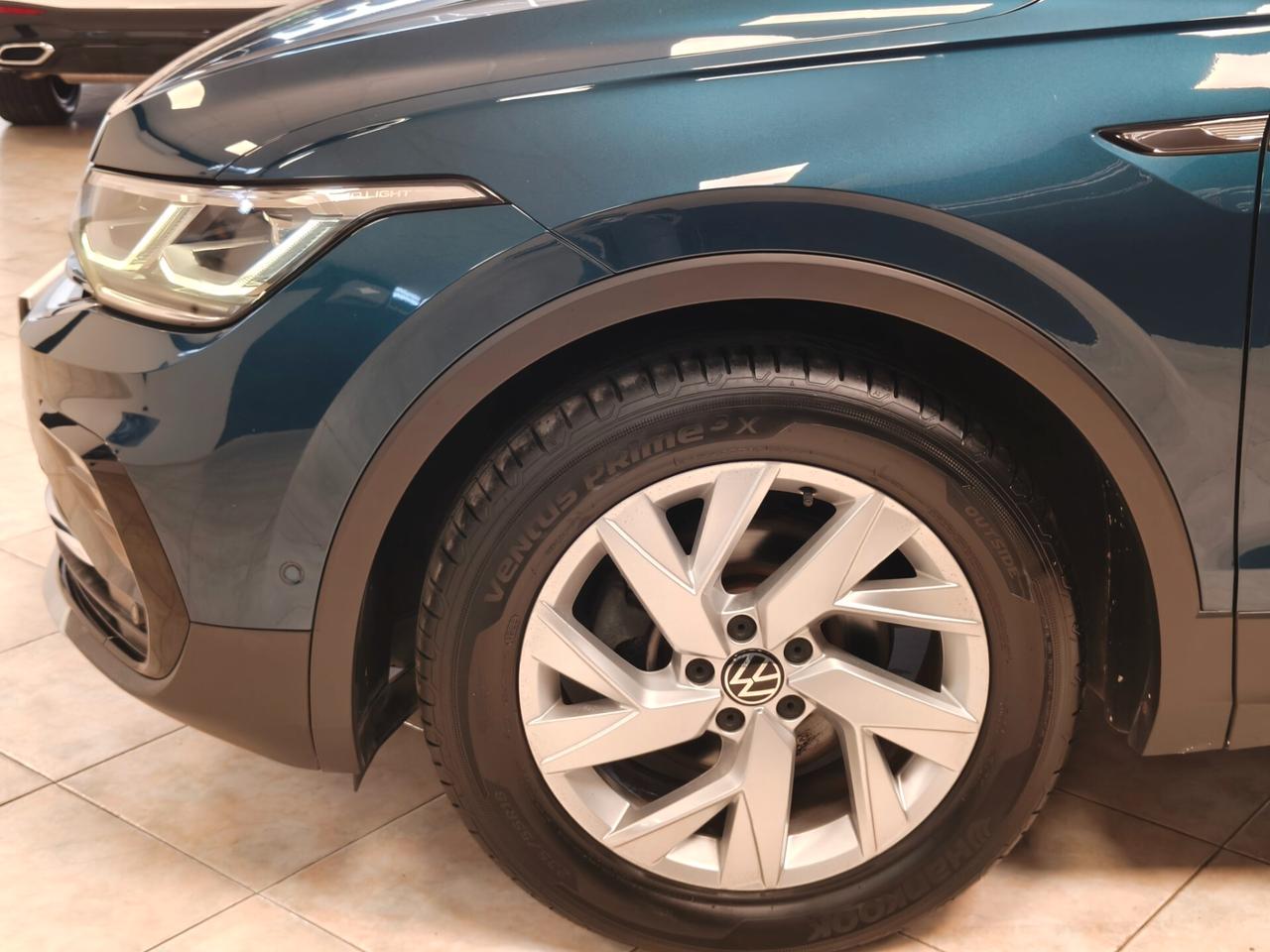 Volkswagen Tiguan 2.0 TDI 150 CV SCR DSG Elegance